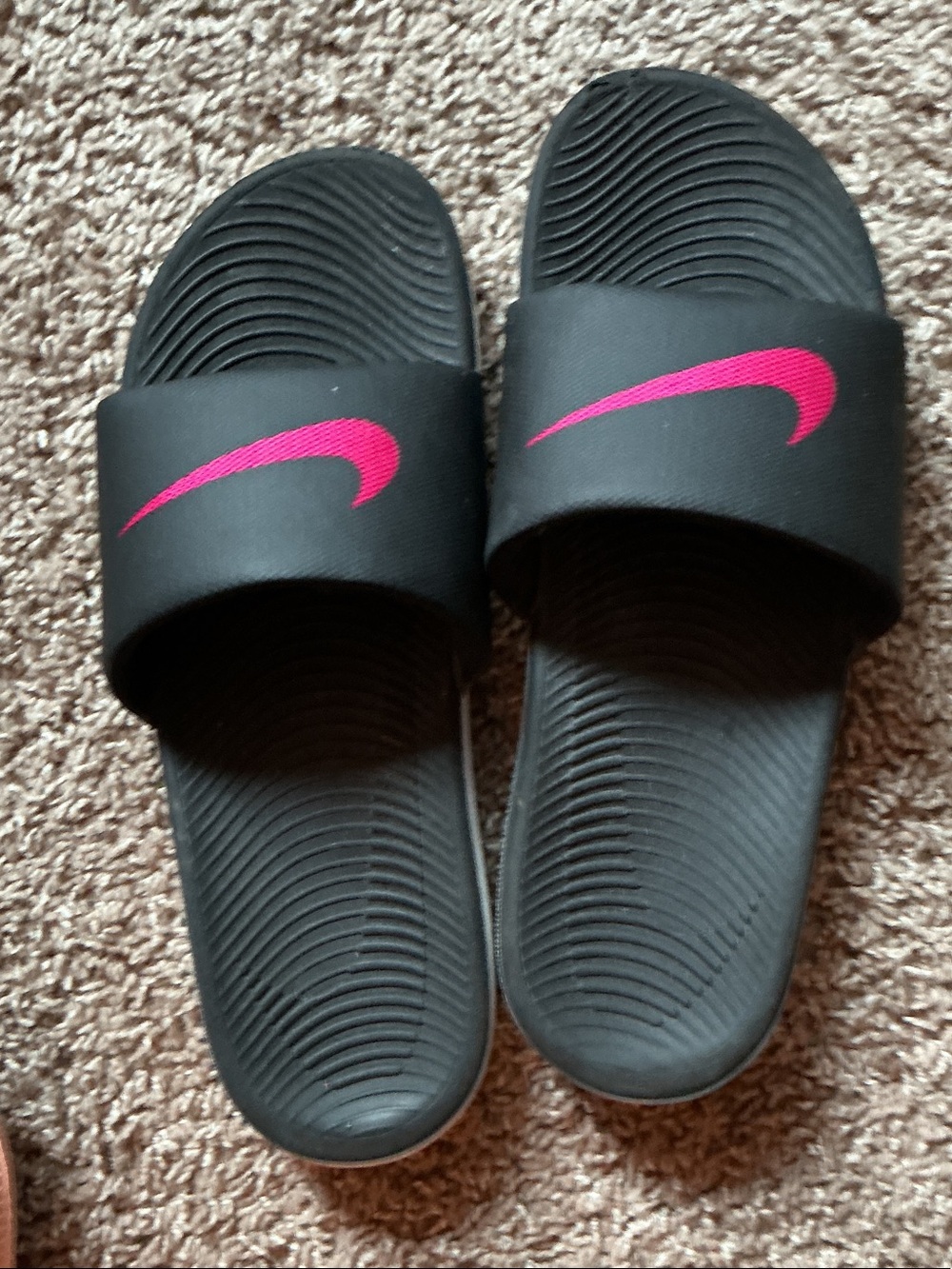 Nike Black Slides with Hot Pink Swoosh